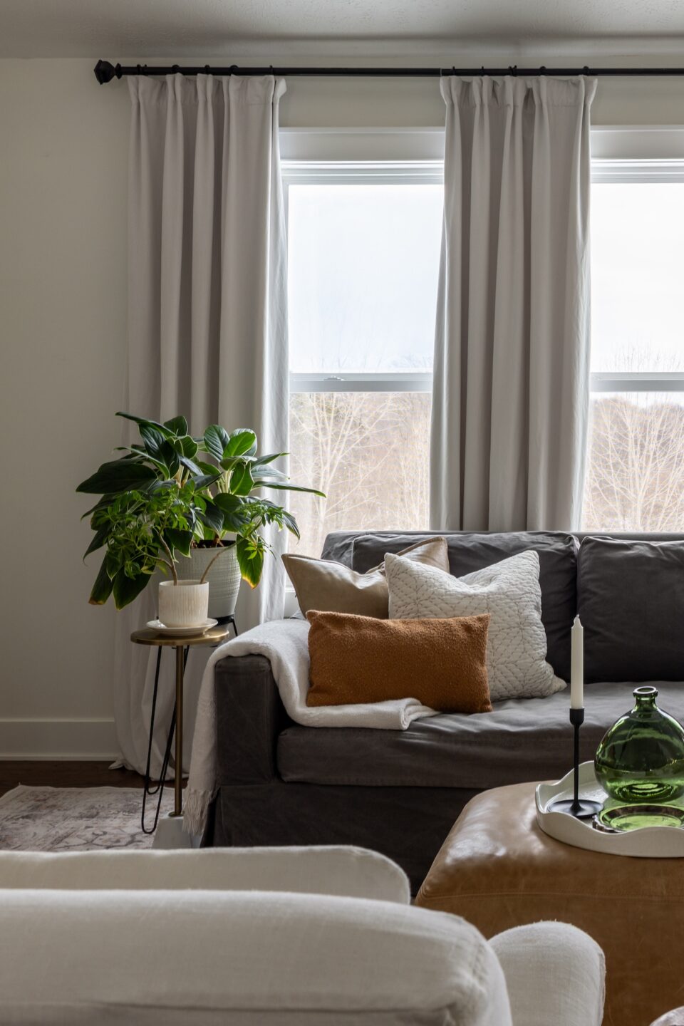 Living Room Interior Designer Lineage Design Build